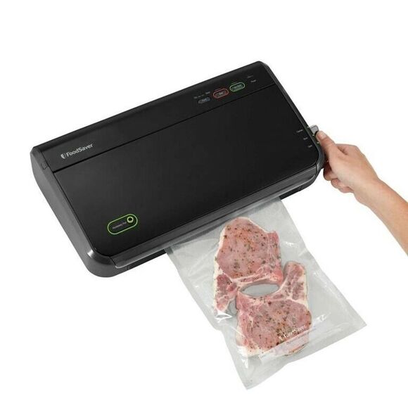 FoodSaver FM2100 Vacuum Sealing System for Food Preservation TESTED